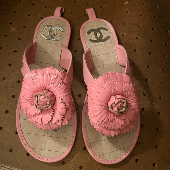 Chanel Pink Floral Women's Sandals - Picture 1 of 7